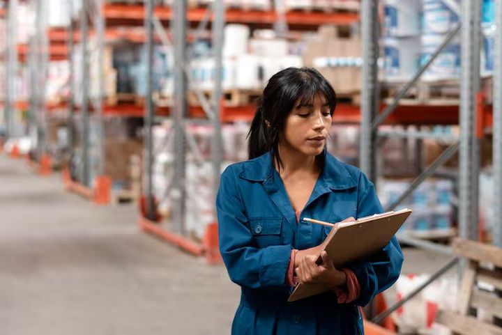 The Ultimate Guide to Inventory Management Systems: Basics, Tips, and Insights for Businesses